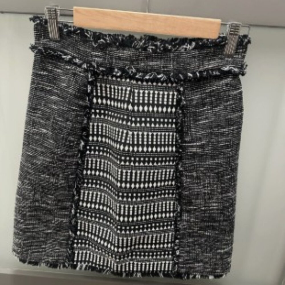 French Connection Tweed Fringe Skirt Black White Geometric Short Straight Size 4